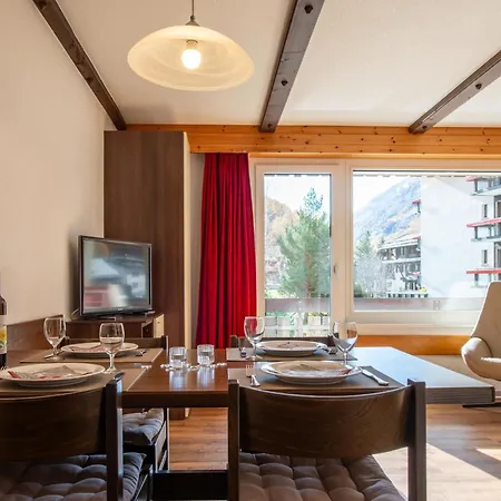 Appartement Haus Azur Appartement-fewo Nr- 4 By Interhome Saas-Almagell