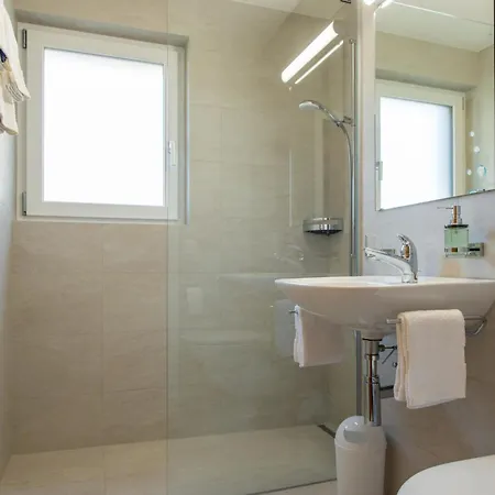 Appartement Haus Azur Appartement-fewo Nr- 4 By Interhome Saas-Almagell