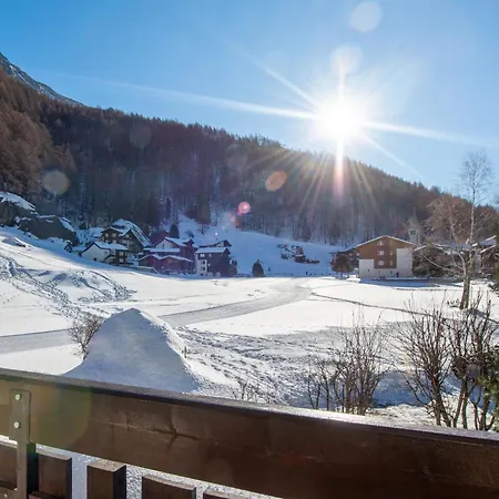 Haus Azur Appartement-fewo Nr- 4 By Interhome * Saas-Almagell